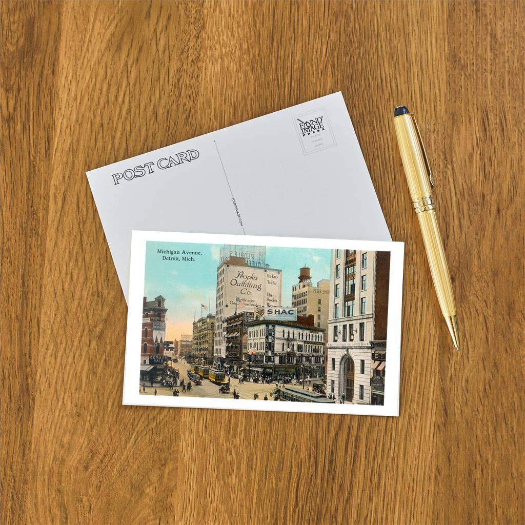 Postcard MI-688 Michigan Avenue, Detroit