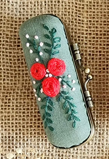 Vintage Embroidered Lipstick Case (NO MIRROR)🪡: Olive