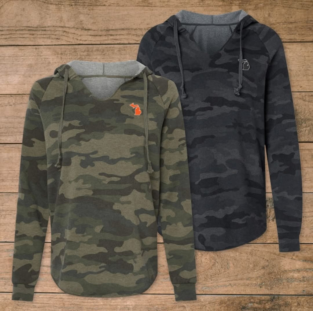 Mi Women Camo v-neck blck