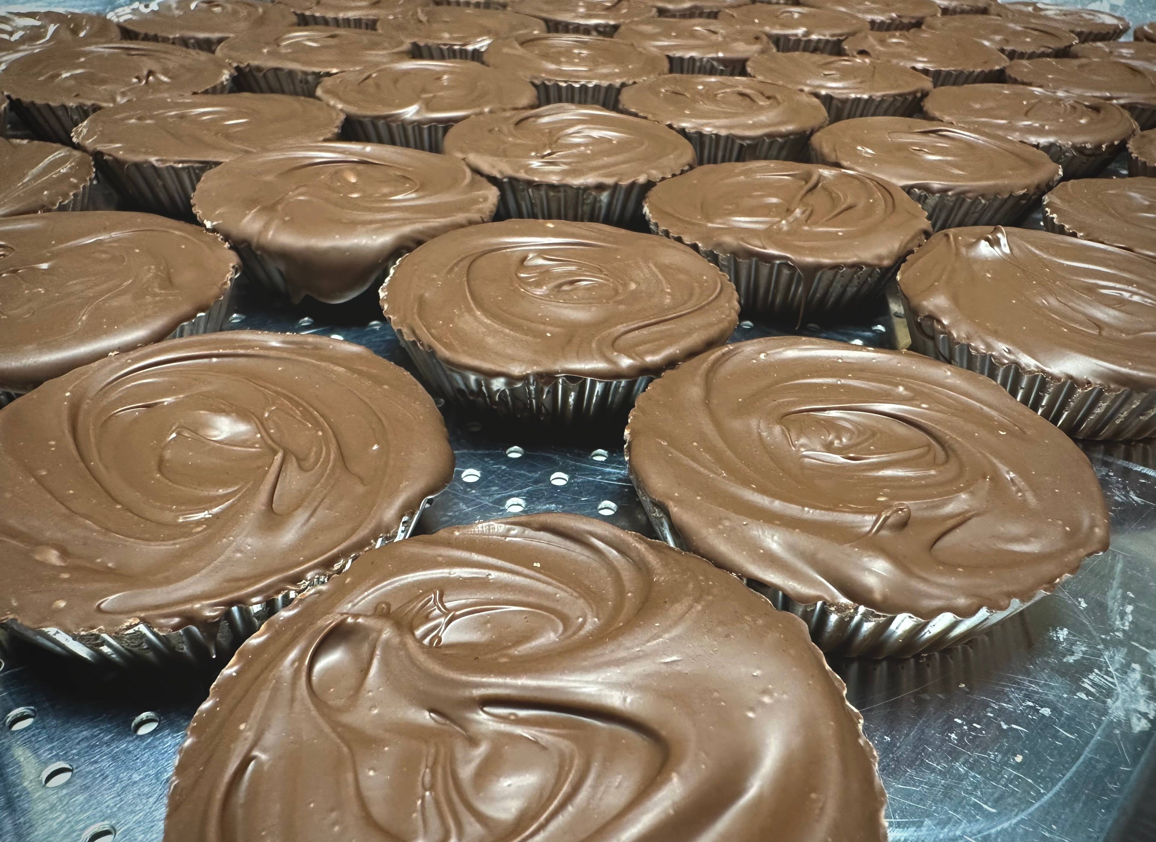 Jumbo Milk Chocolate “Original” Peanut Butter Cups w/ Bow