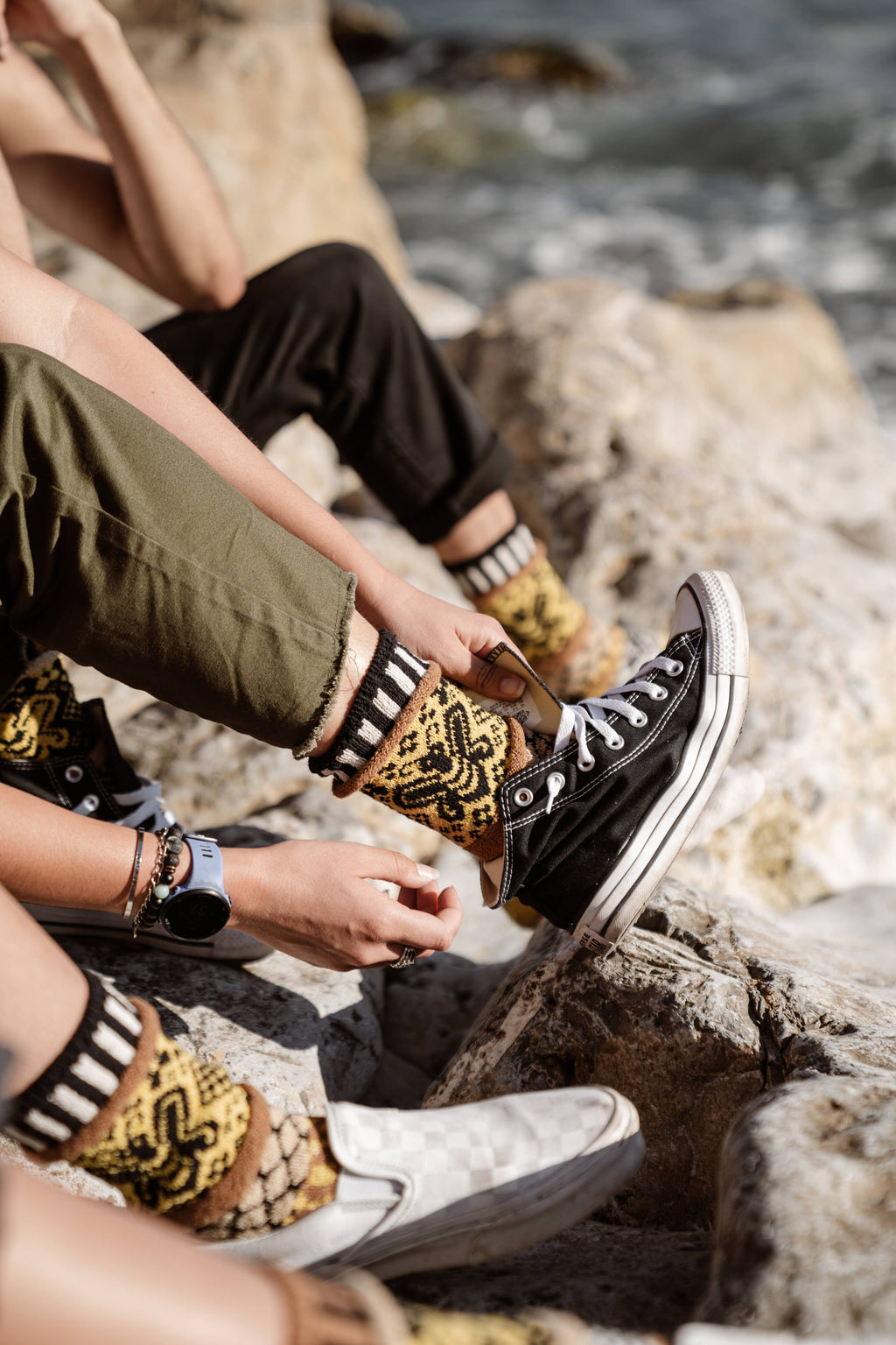 Honey Bee Crew Socks | Give Back to Help Save Pollinators: Medium (Women 8 - 10 / Men 7 - 9)