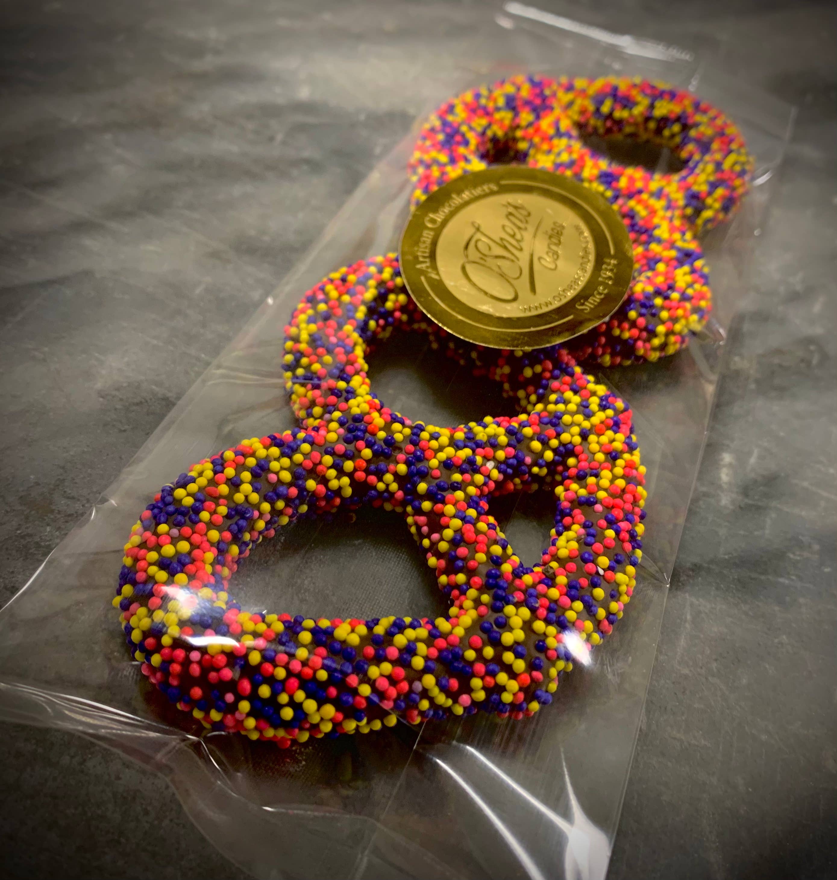 O’Gourmet Dark Chocolate 2PK Pretzel w/ Nonpareils 🥨