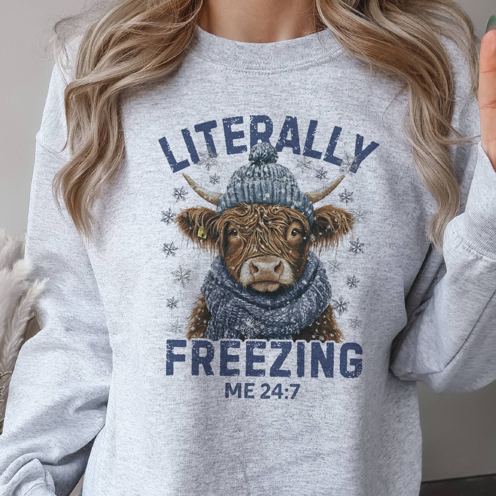Literally Freezing Cow Winter Bull Graphic Sweatshirt: Sand / Large