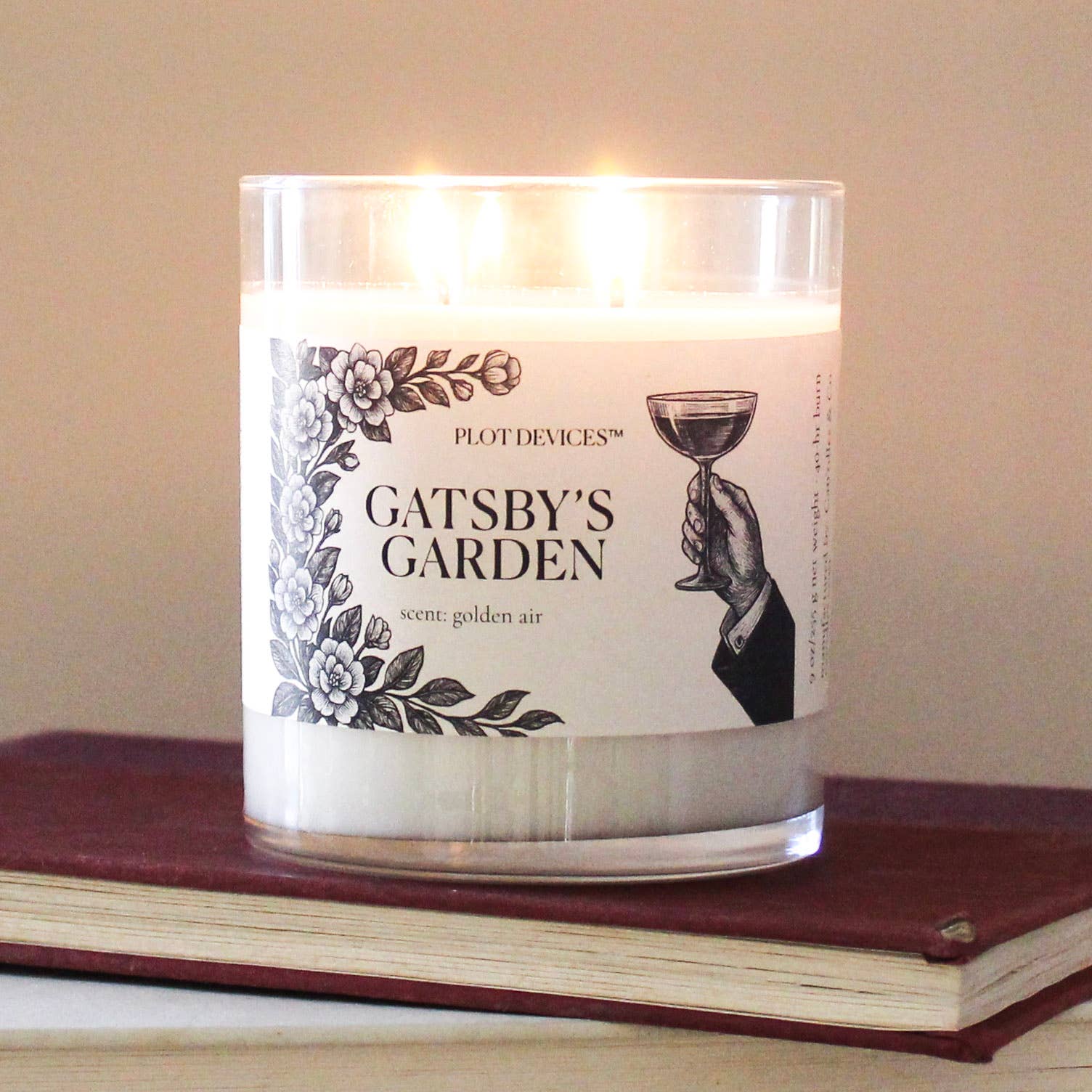 Gatsby's Garden – Literary Candle | Plot Devices Collection