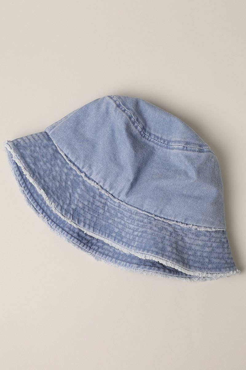 Frayed Canvas Cotton Denim Bucket Hat: WHITE / One Size