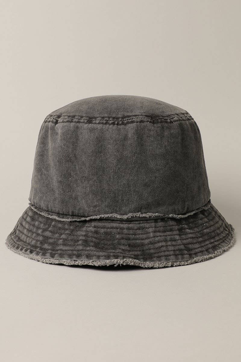 Frayed Canvas Cotton Denim Bucket Hat: WHITE / One Size
