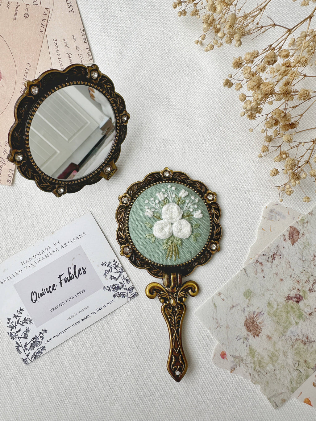 Floral Embroidered Round Folding Mirror, Collection Aura✅: 2. Green