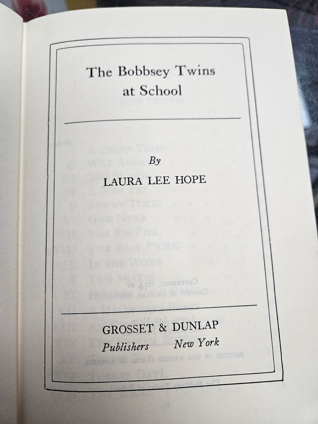 First Printing of this cover style! Vintage "The Bobbsey Twins at School" (1941 Edition)