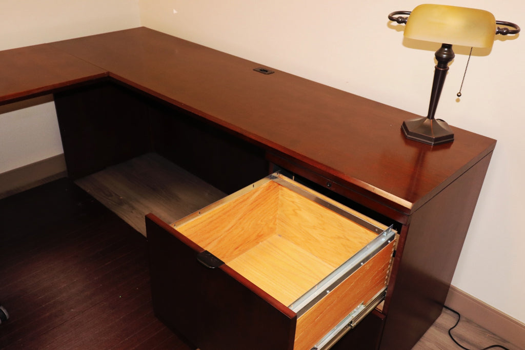 EXECUTIVE SHOWROOM SUITE  OFS Indiana Heritage Cherry Wood U-Desk