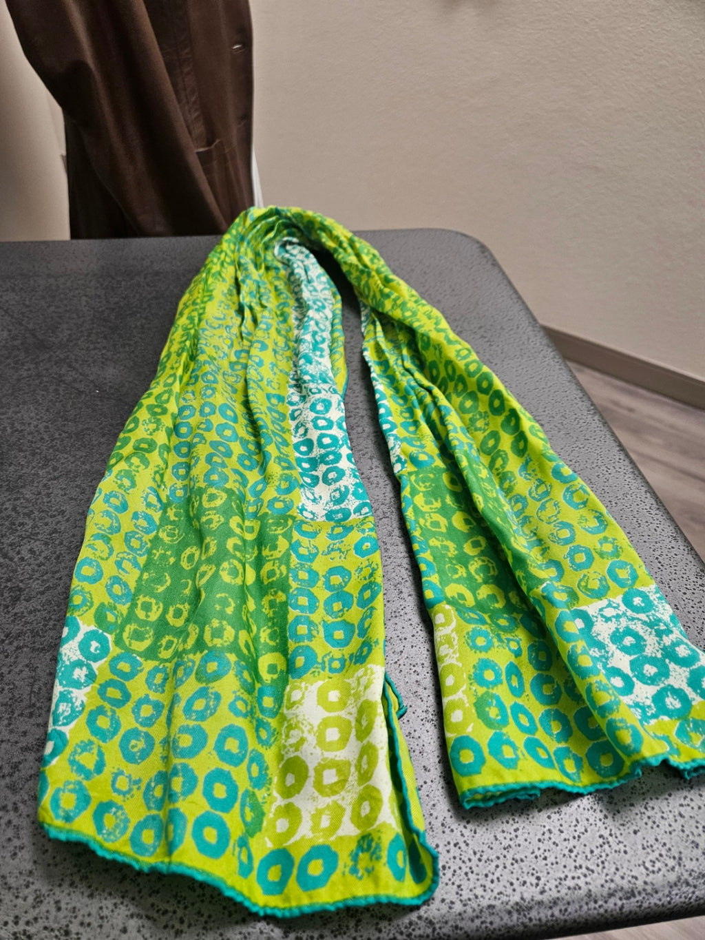 Vintage Vera Neumann: The "Ladybug" Silk Scarf Circa 1960s/70s clients included Marilyn Monroe and Grace Kelly. Find her collection in The Smithsonian!