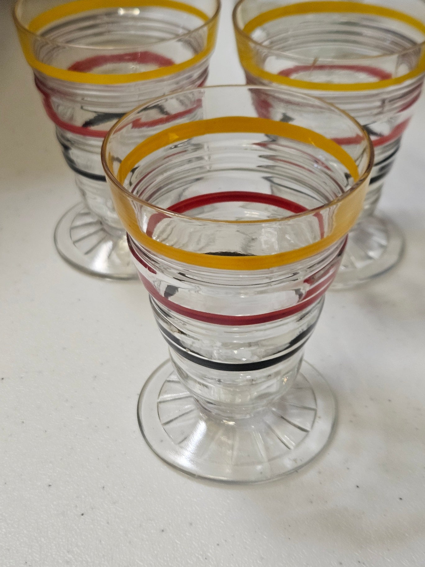 Set of 3: 1930s Anchor Hocking "Banded Ring" Juice Glasses Add a splash of "Depression Era" cheer to your morning table or home bar with this authentic set of three 