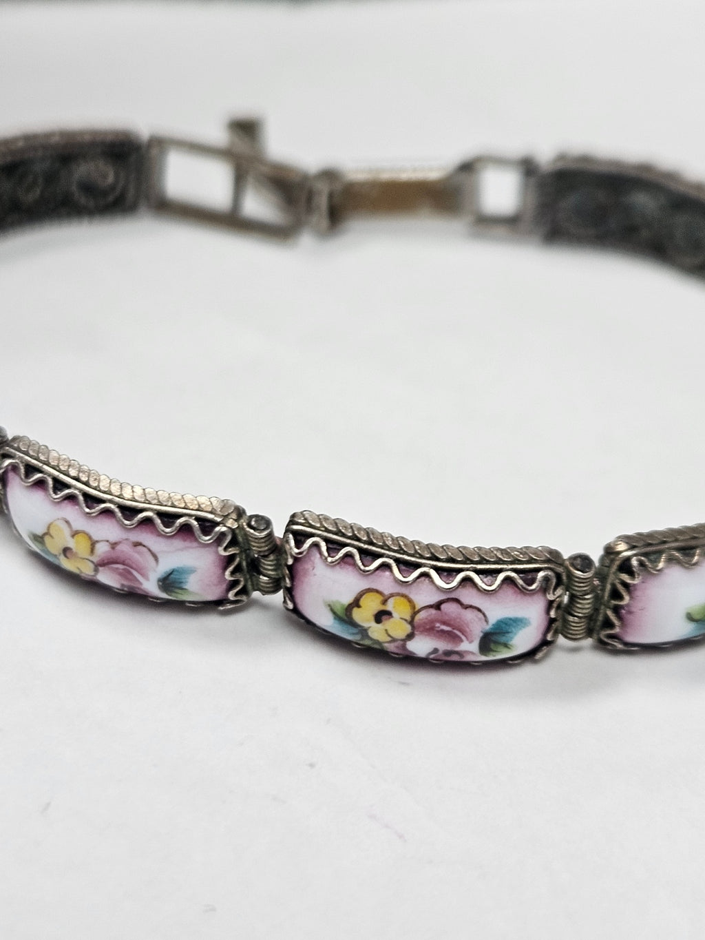 Hand-Painted Rostov Finift Enamel Bracelet. Vintage Soviet Era (c. 1970s–1980s) Intricate Russian Filigree Design