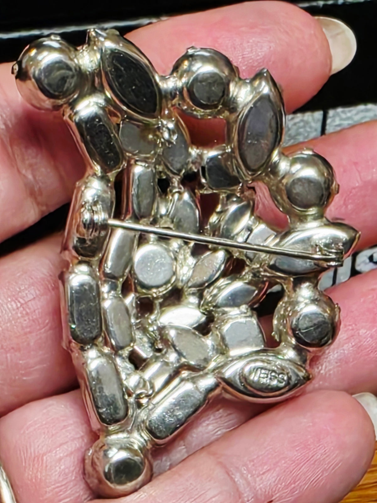 Vintage 1950s Signed Weiss Clear Rhinestone 3D Tiered Statement Brooch