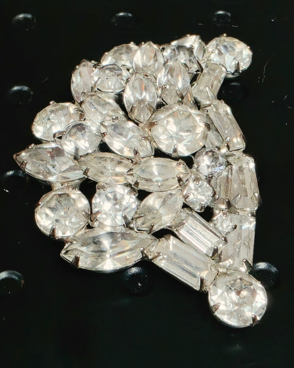Vintage 1950s Signed Weiss Clear Rhinestone 3D Tiered Statement Brooch