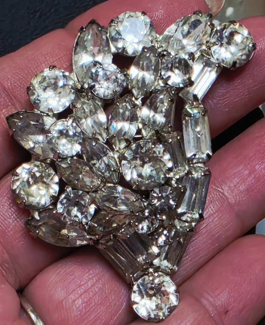 Vintage 1950s Signed Weiss Clear Rhinestone 3D Tiered Statement Brooch