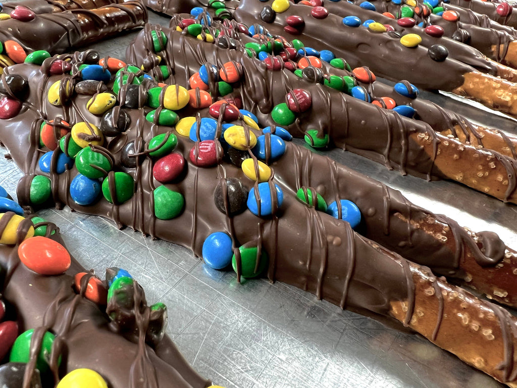 Pretzel 🥨 Rod NEW DUO w/ Milk Chocolate Drizzle M&M’s 2PK