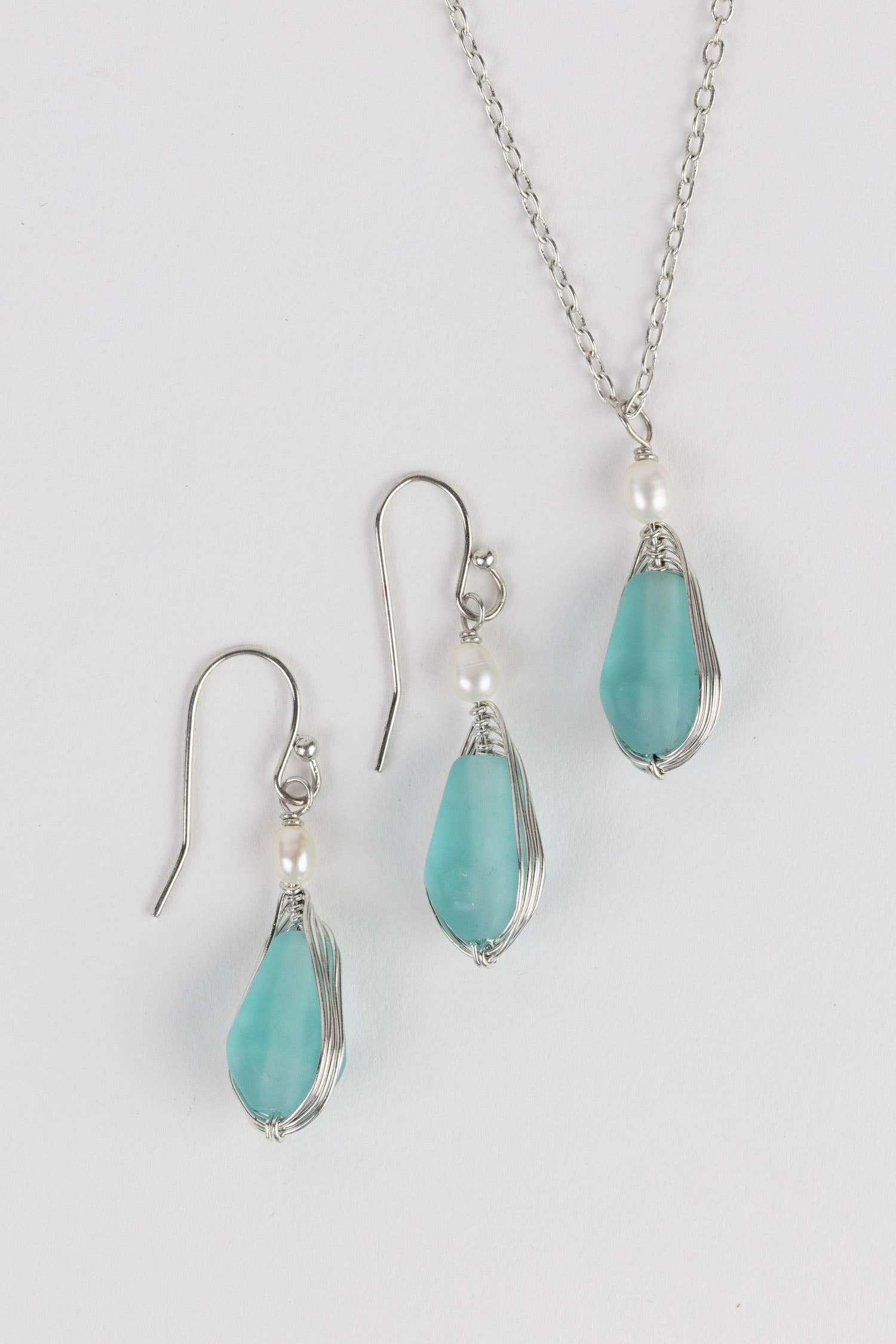 Aqua Pearl Silver Pendant Necklace