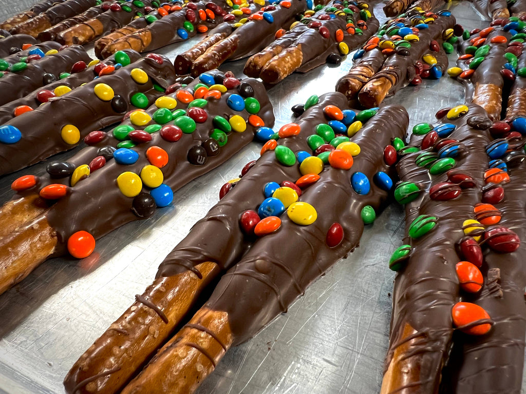 Pretzel 🥨 Rod NEW DUO w/ Milk Chocolate Drizzle M&M’s 2PK