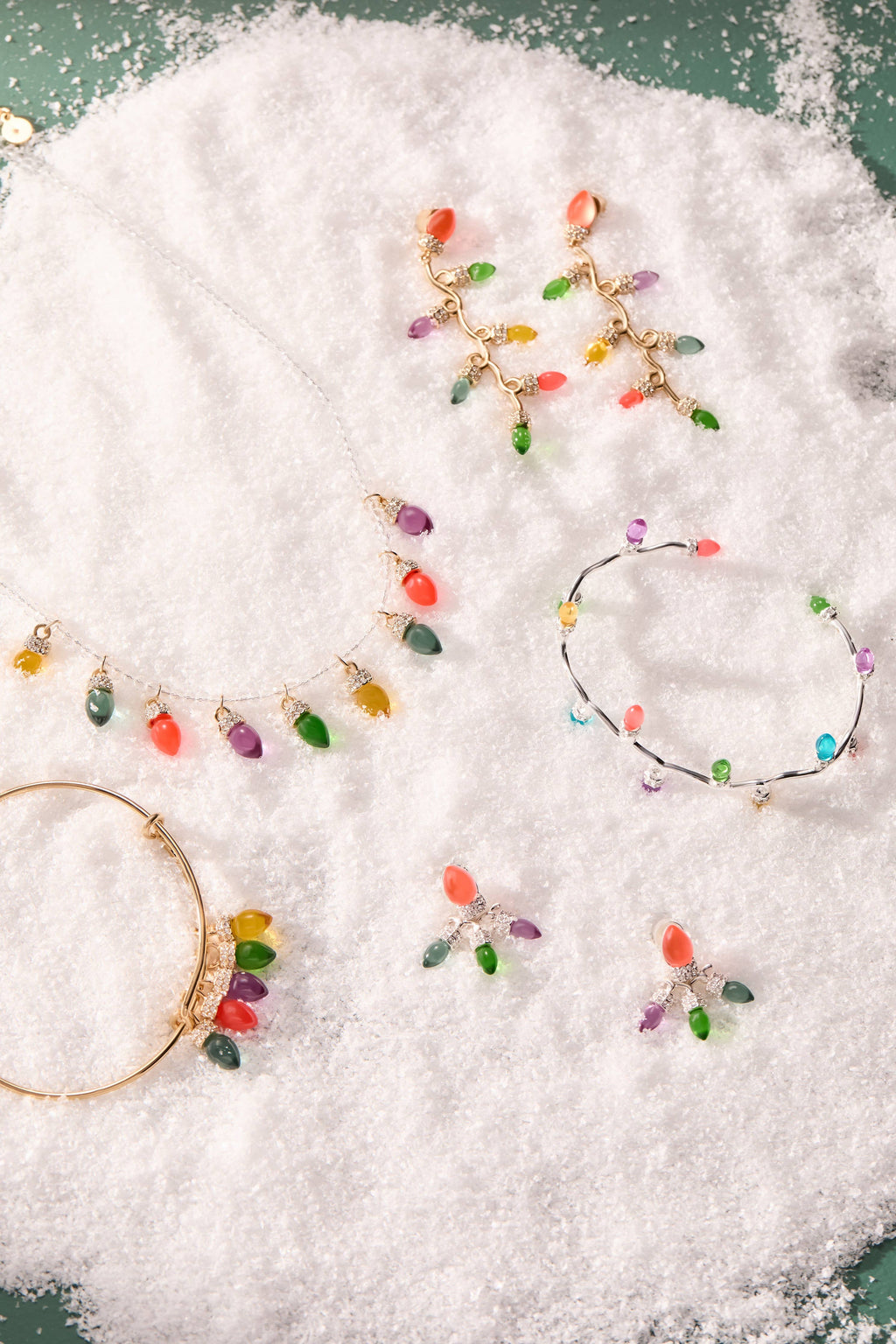Christmas Light Bulb Charm Bangle: Gold
