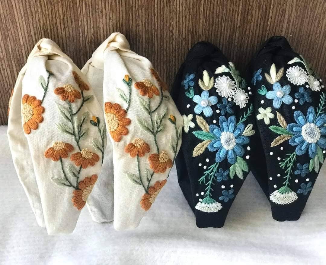 Floral Embroidered Linen Knot Turban, Camilia Collection ✅: 2.Blue Gerbera Daisy