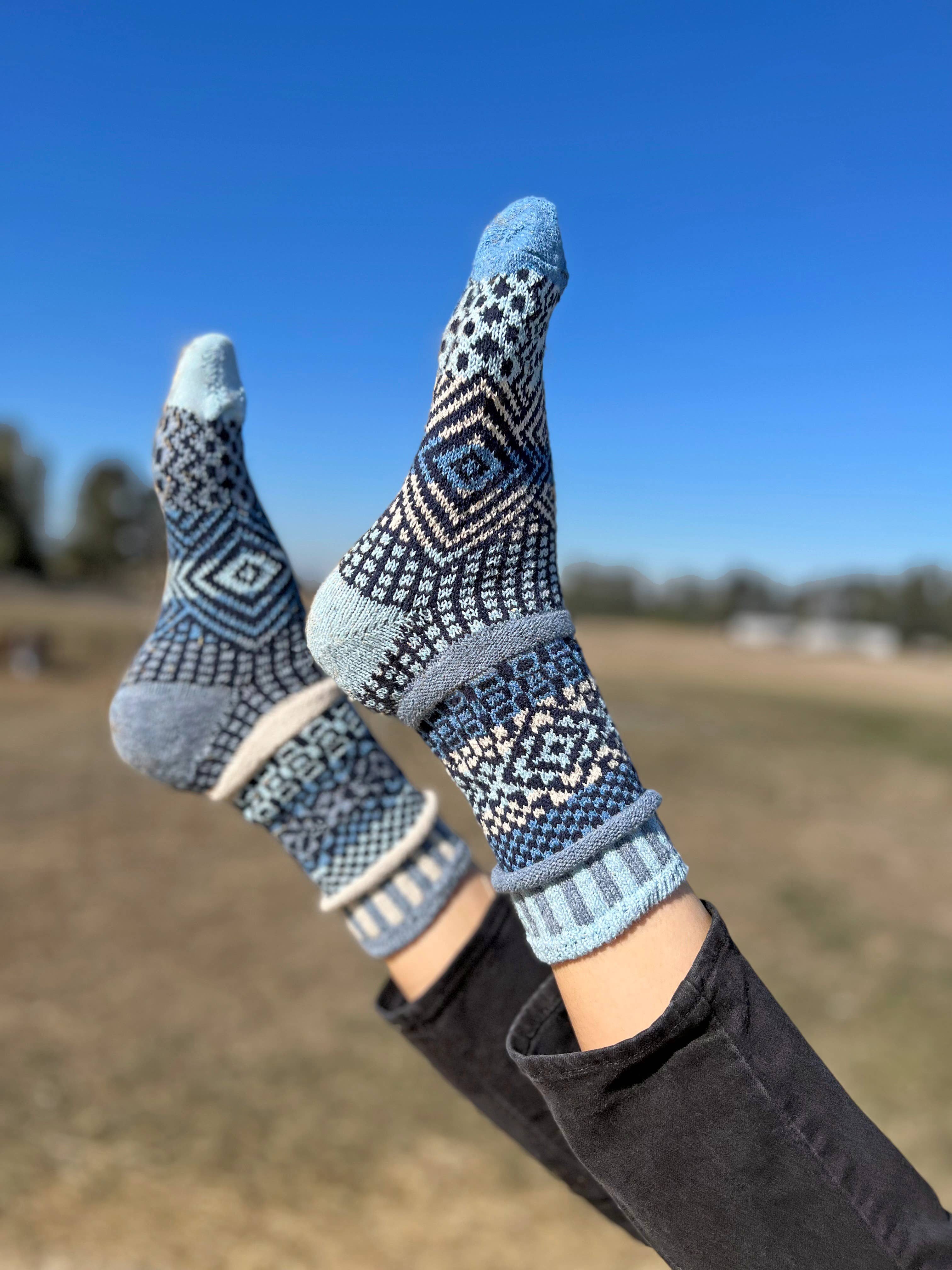 Azure Crew Socks: Medium (Women 8 - 10 / Men 7 - 9)