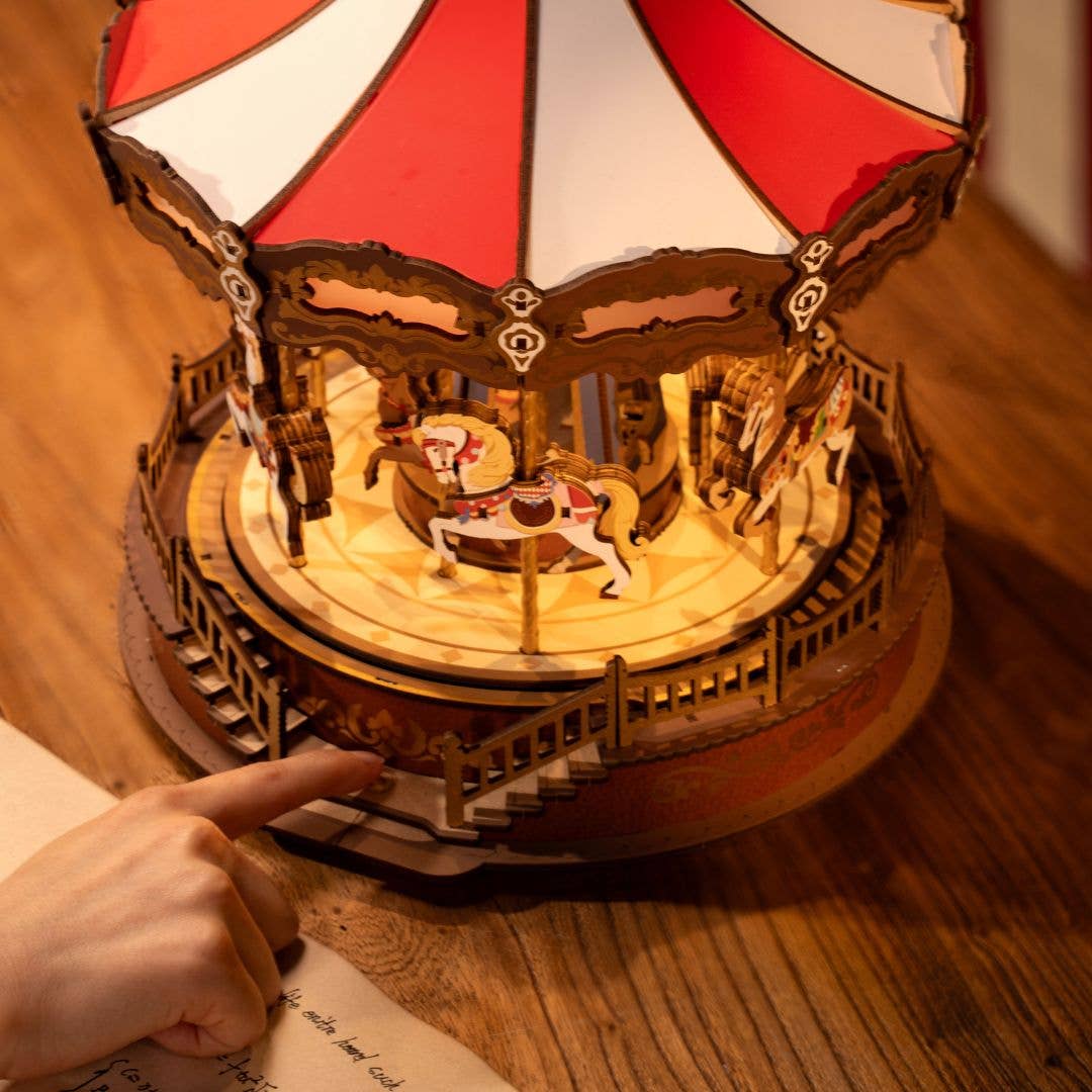 3D Wooden Puzzle: Classic Carousel