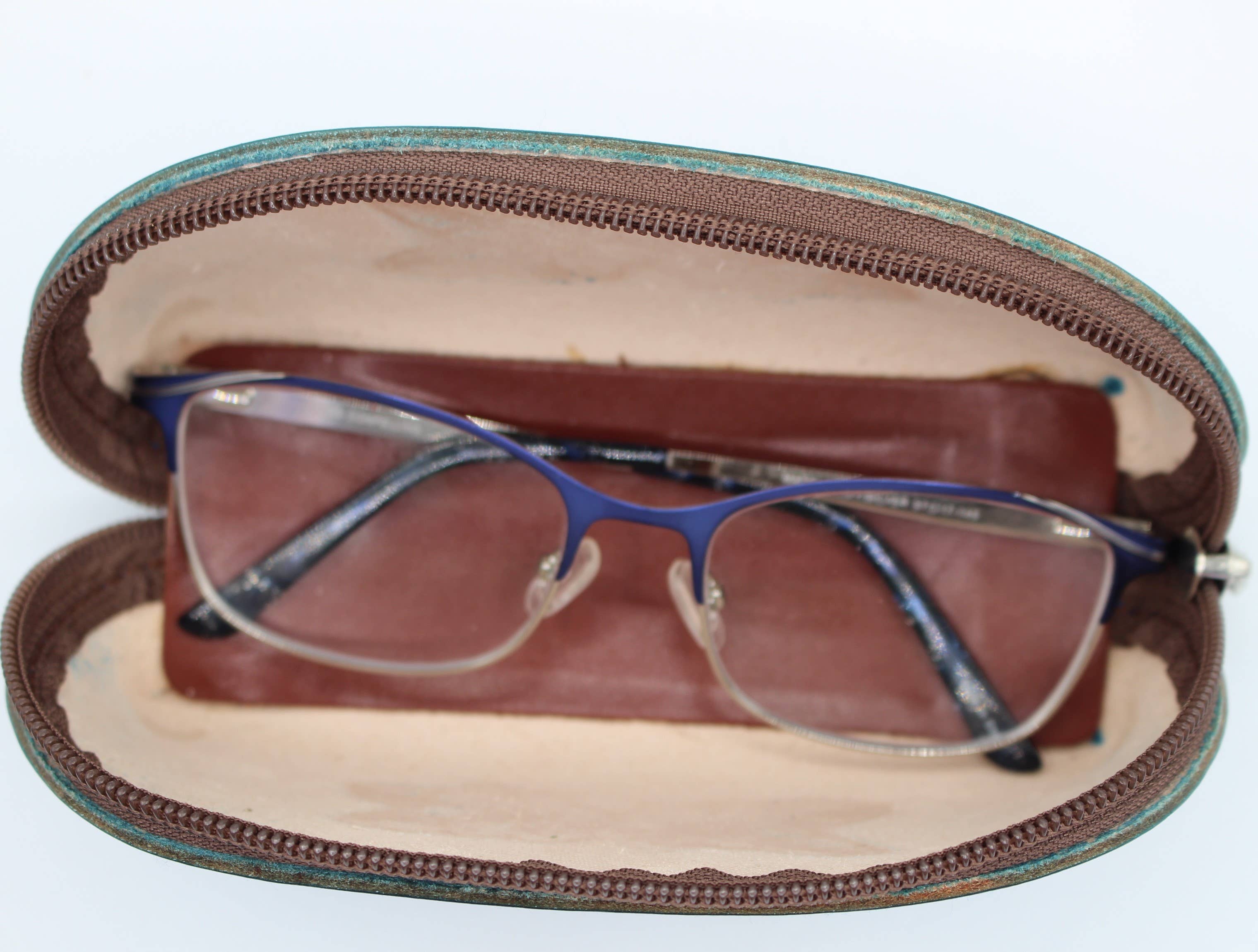 Leather eyeglasses sunglasses cosmetic case hibiscus flower