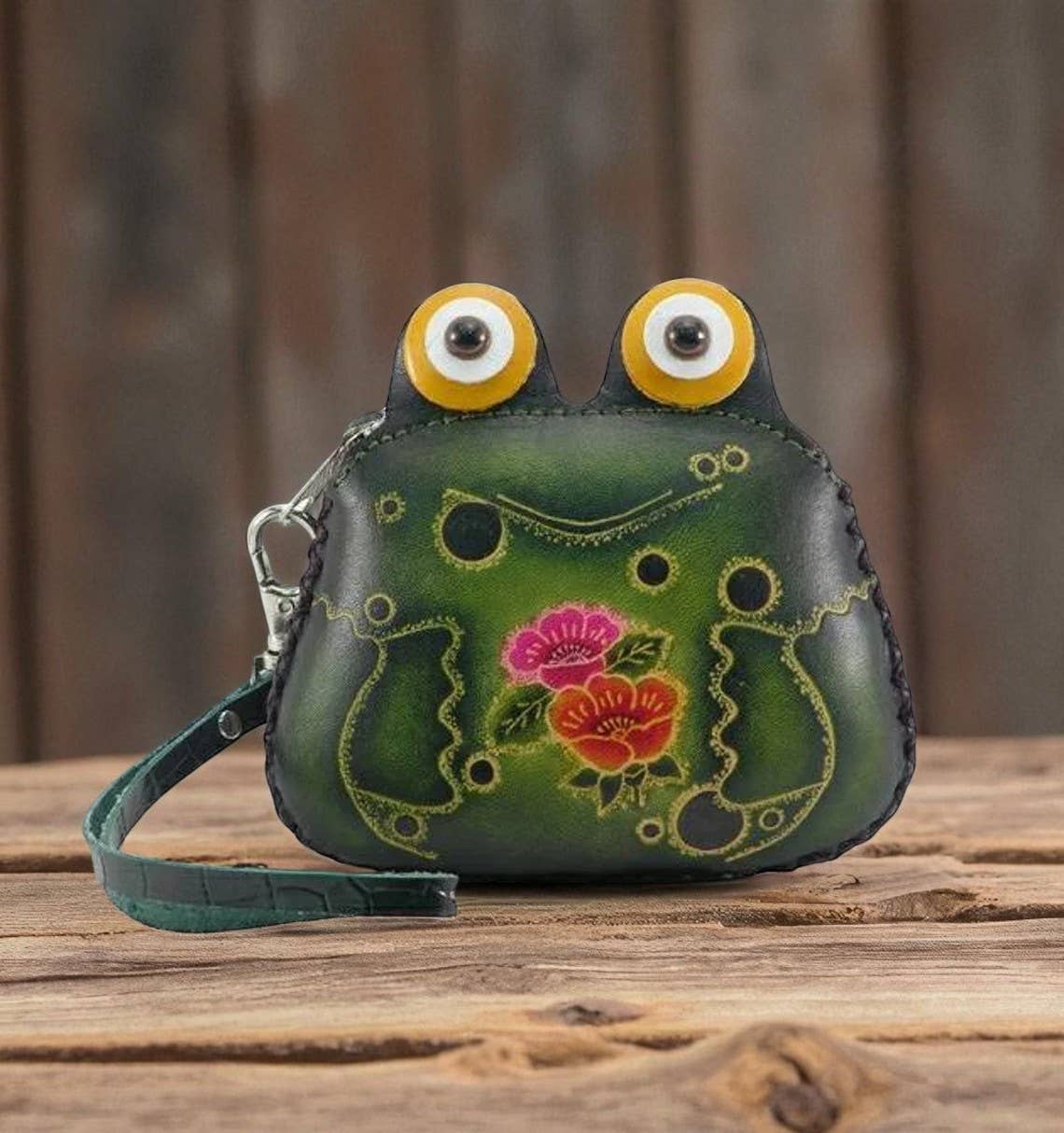 Frog Wristlet - E394 leather  coin purse wallet