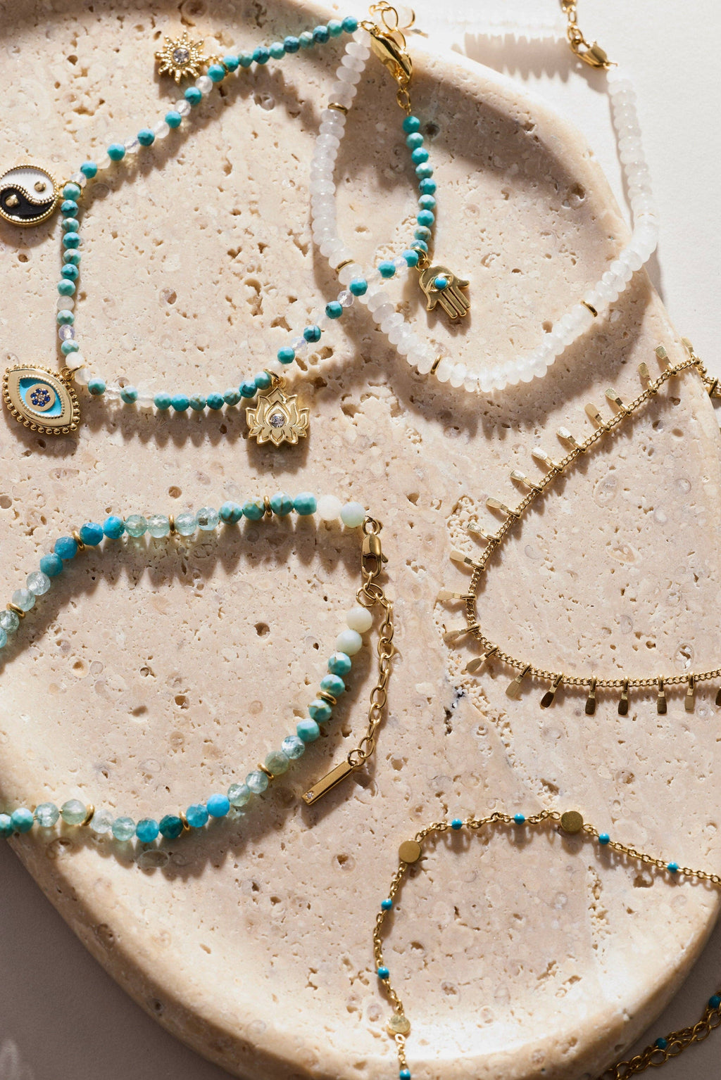 Healing Stone Charm Anklet: Gold