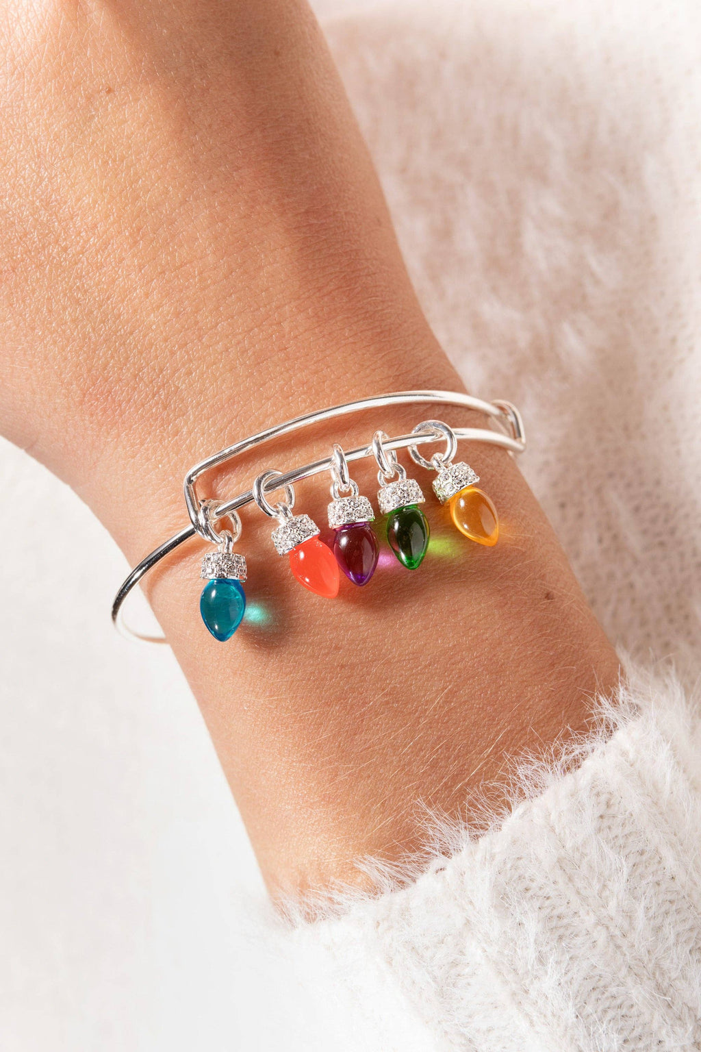 Christmas Light Bulb Charm Bangle: Gold
