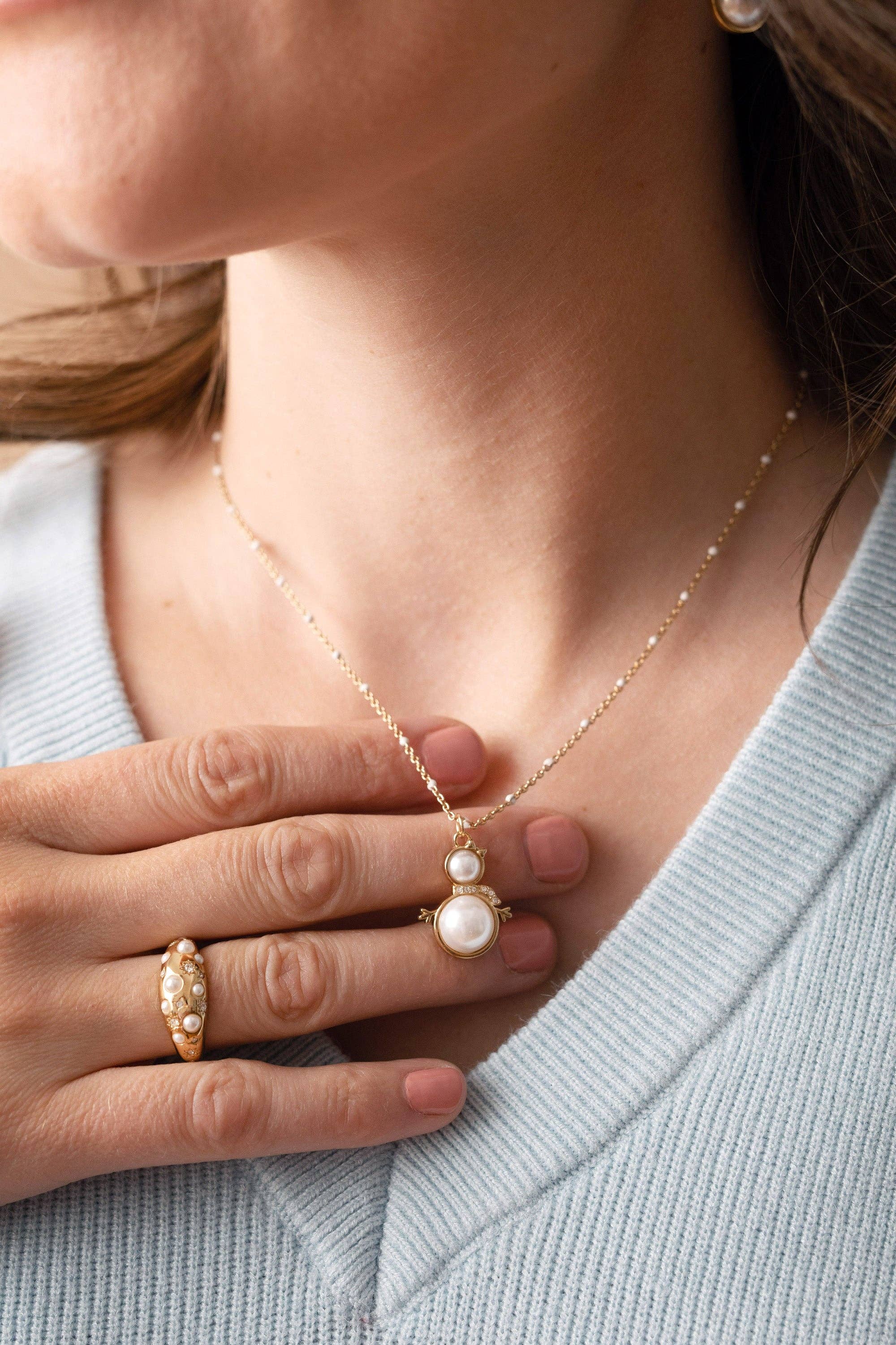 Snowwoman Necklace: Shiny Gold