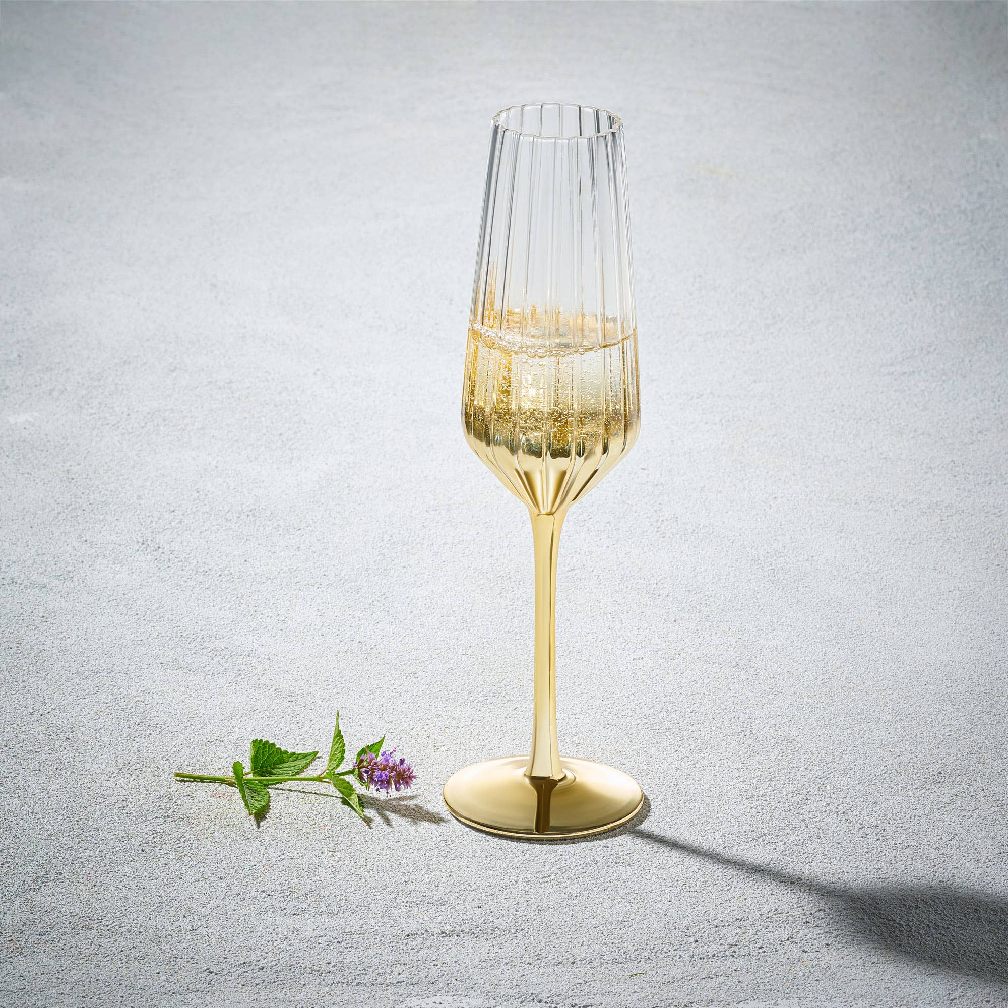 Vikko - Decor, Elegant, Champagne Flute Glass, Gold, 9 oz