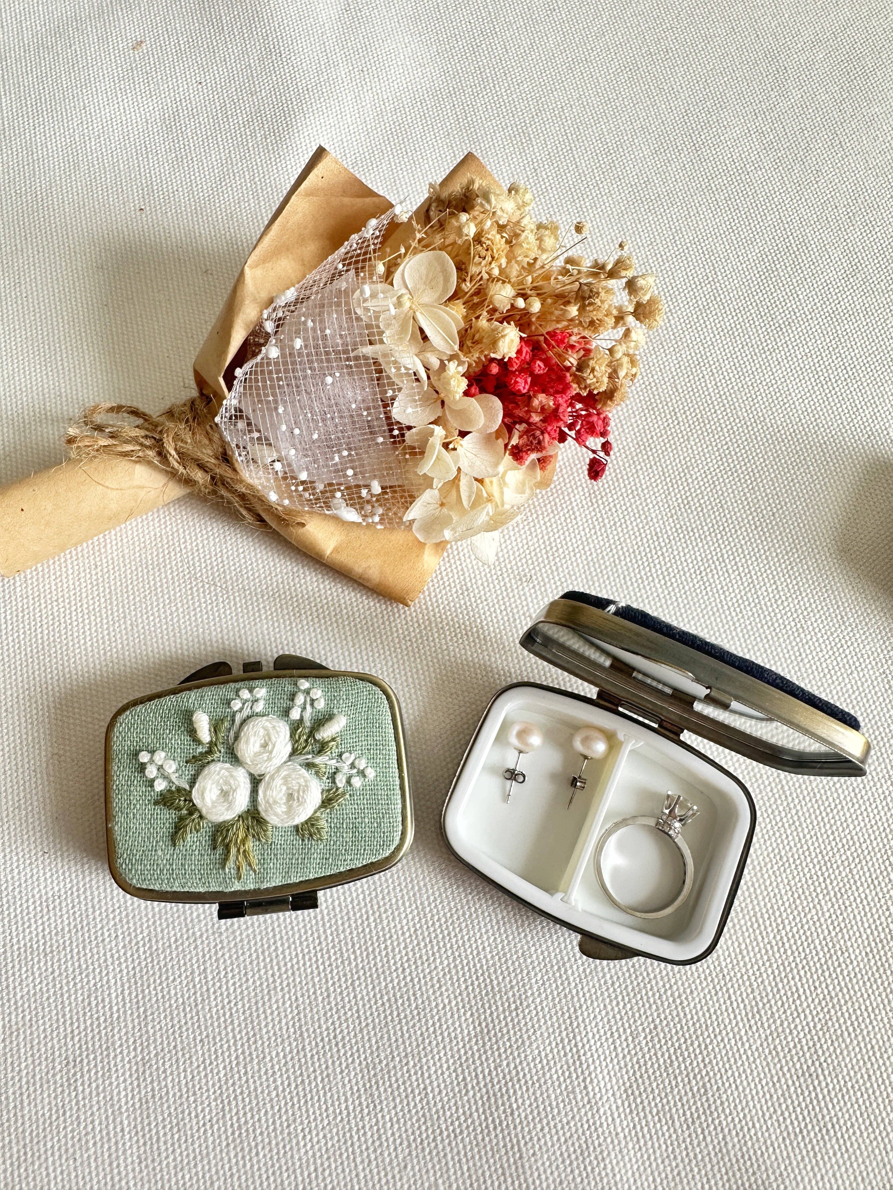 Floral Embroidered Rectangle Mini Jewelry Box With Mirror ✅: 4. Red Poppy