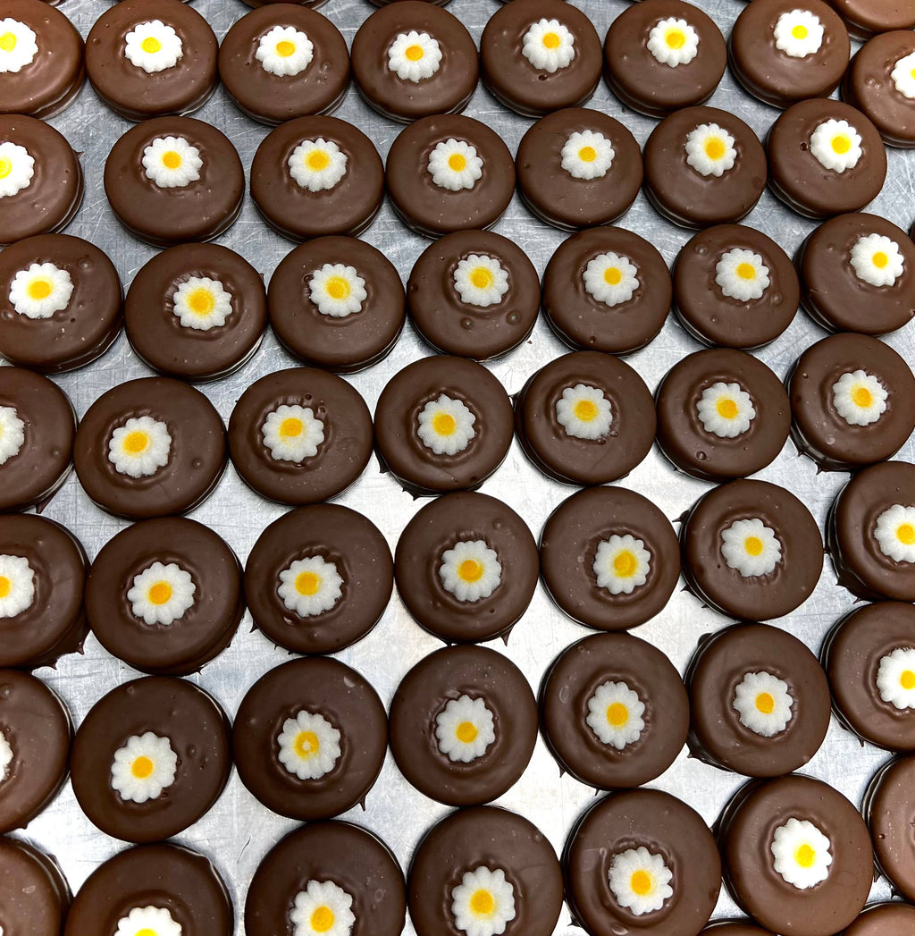 O’Daisies 🌸 O’Oreo w/ Milk Chocolate White w/ Yellow 3 Pack