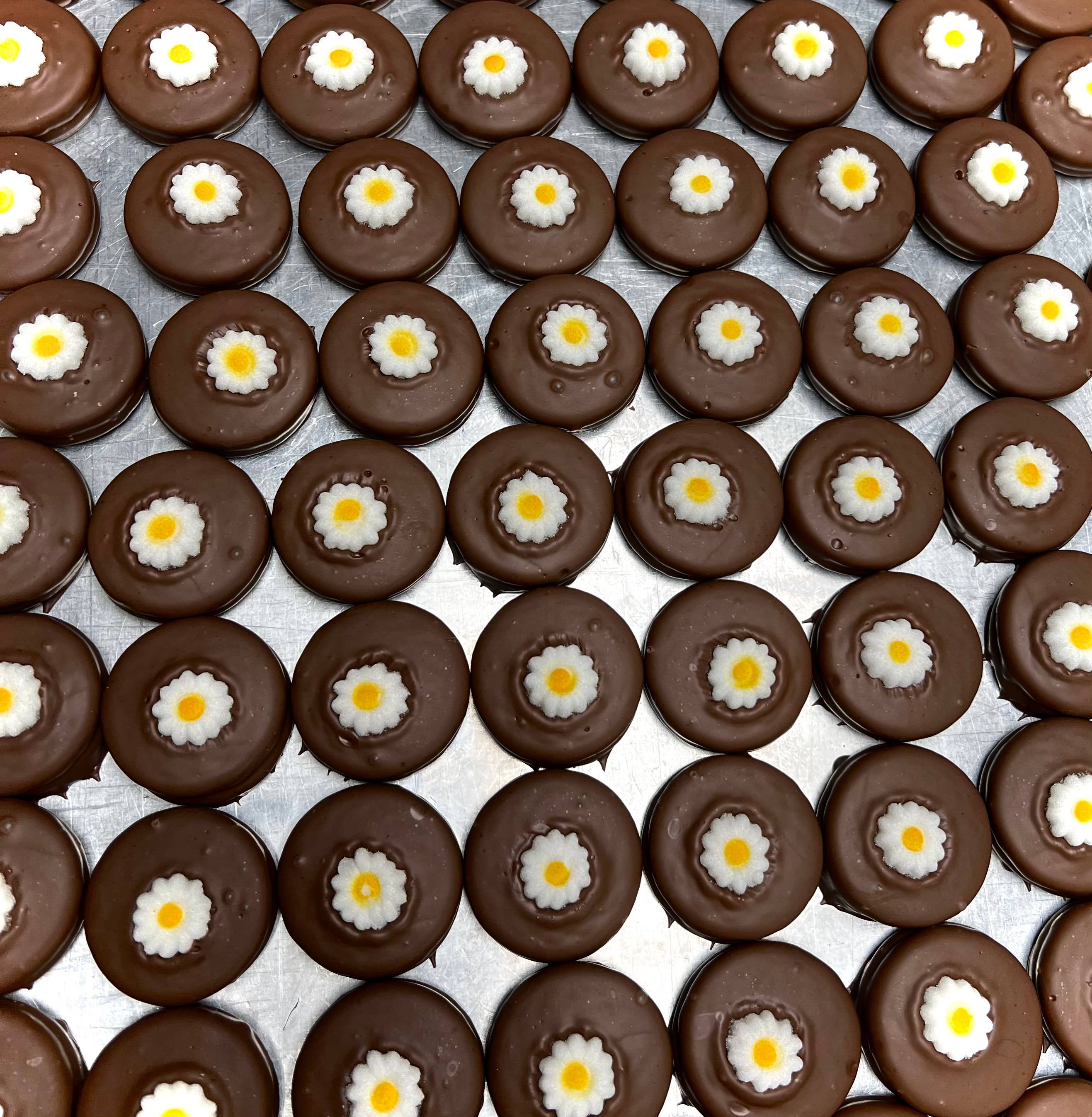 O’Daisies 🌸 O’Oreo w/ Milk Chocolate White w/ Yellow 3 Pack