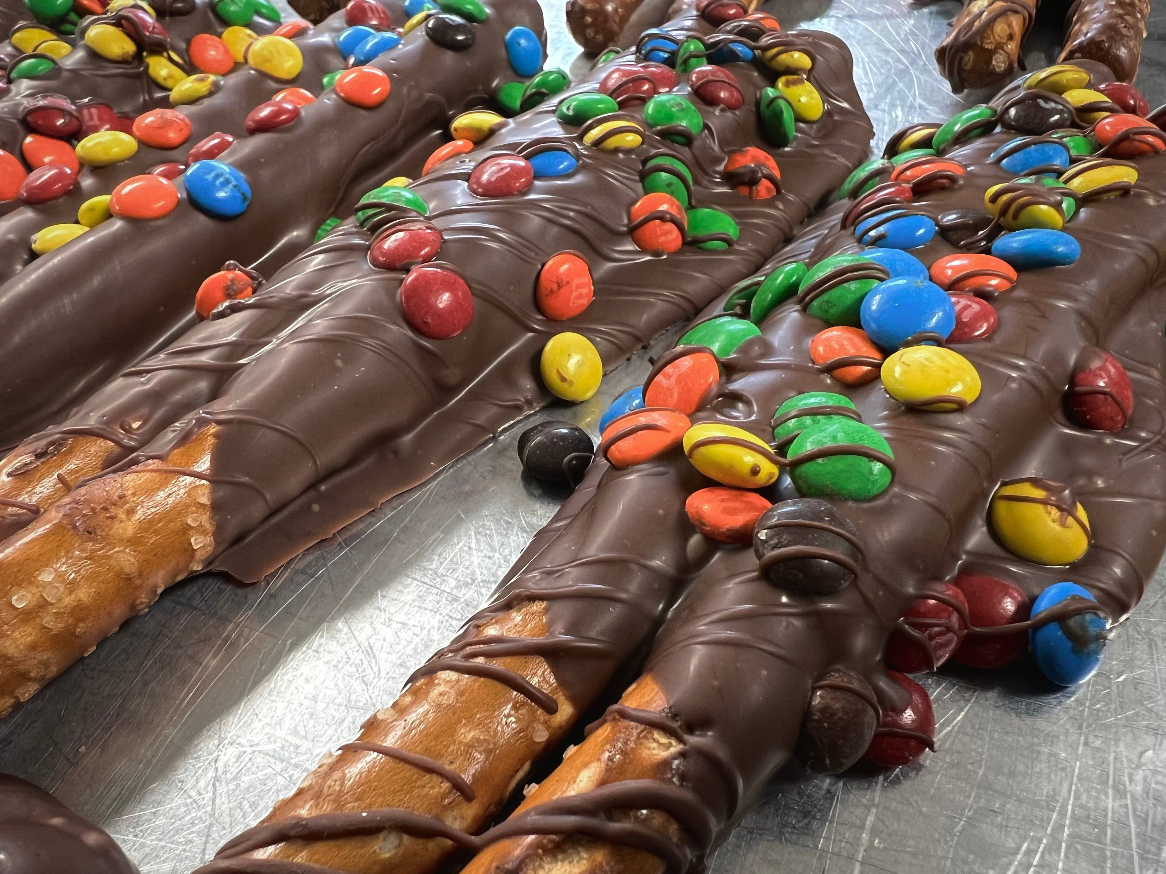 Pretzel 🥨 Rod NEW DUO w/ Milk Chocolate Drizzle M&M’s 2PK