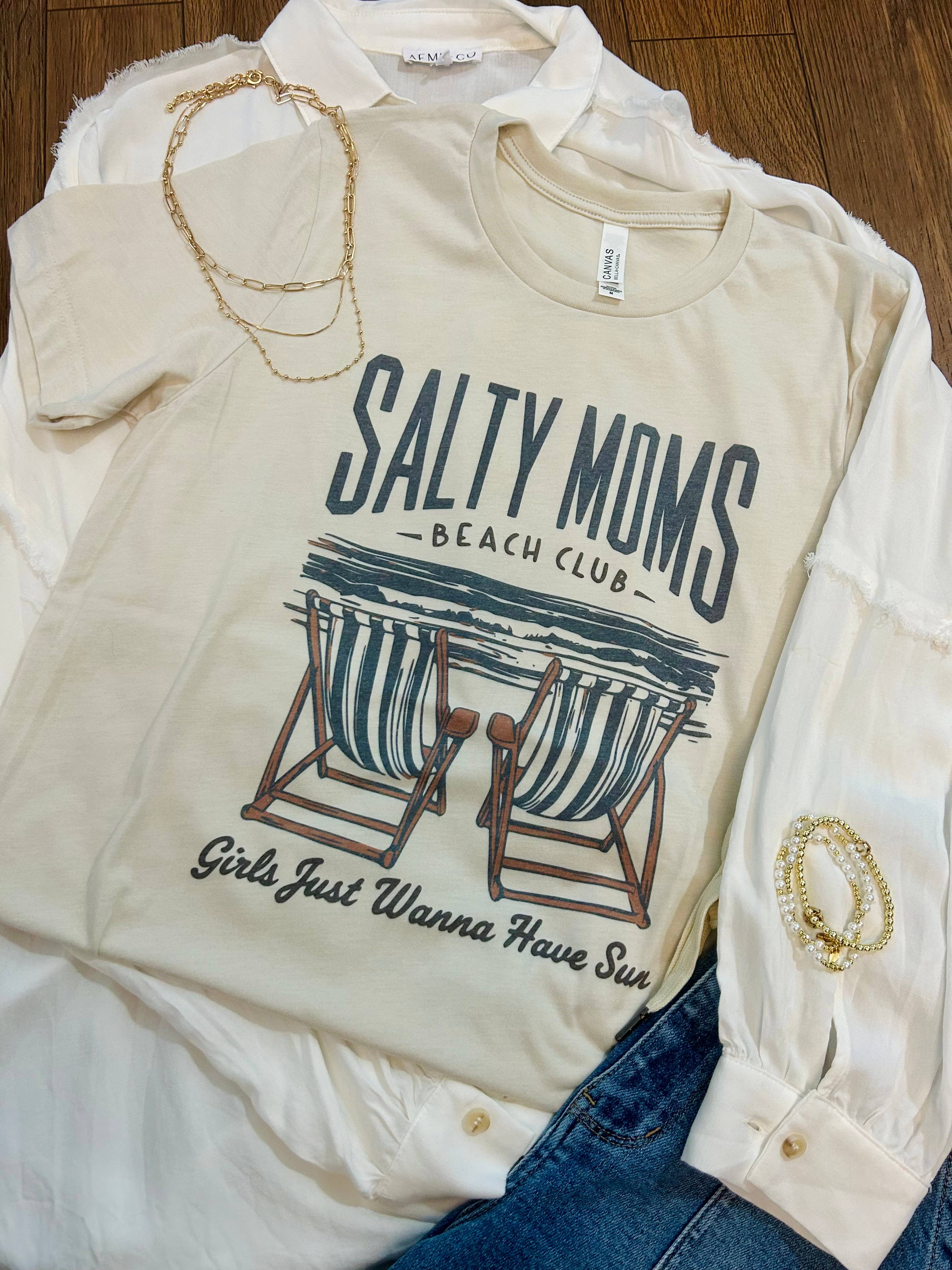 Salty Moms Graphic Tee: S