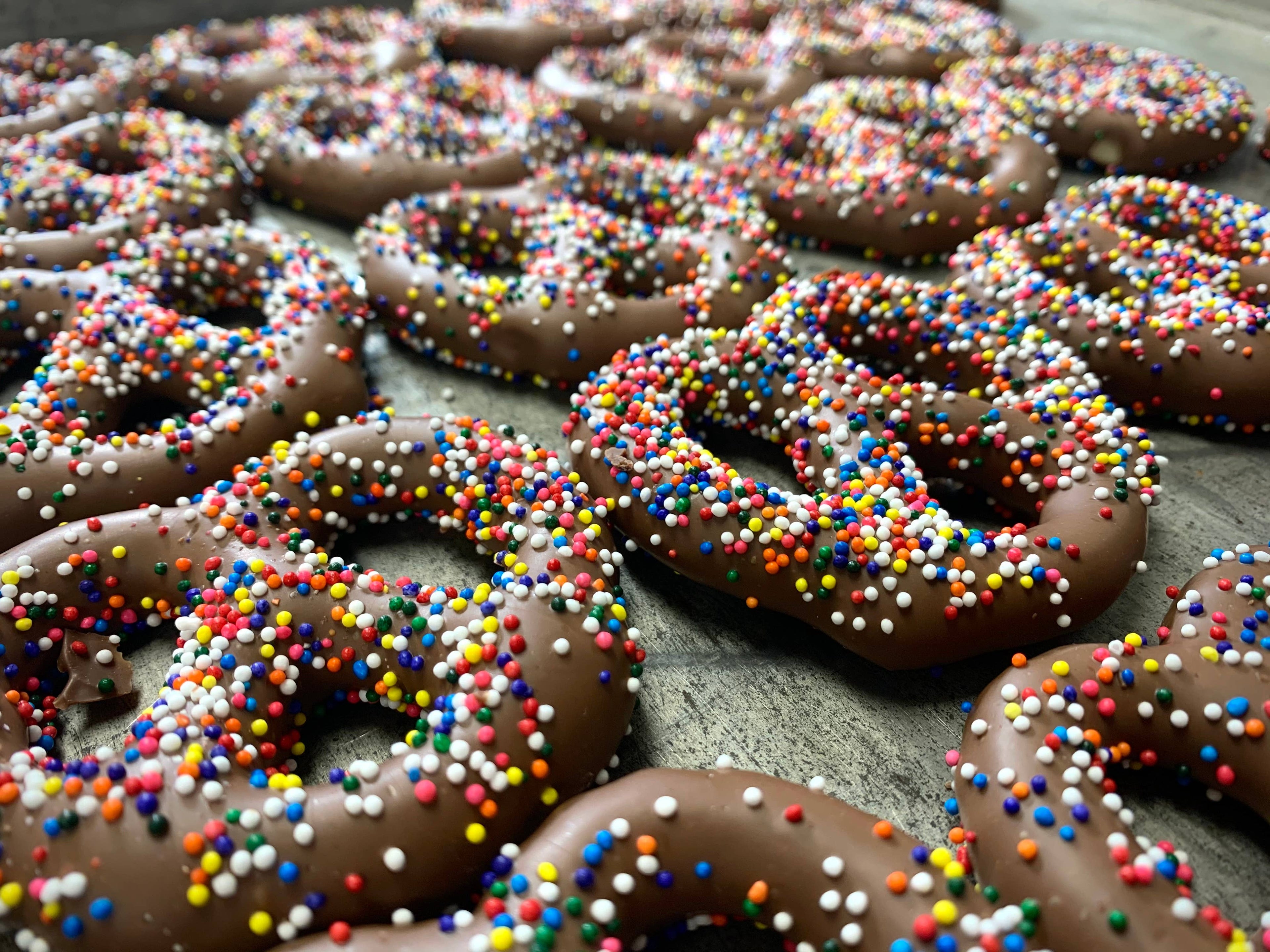Gourmet Decorated Pretzel Stacks 6PK w/ Bow 🥨