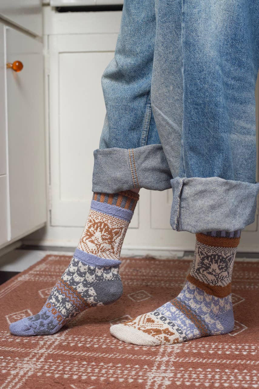 Cat Crew Socks | Give Back to Pet Rescue: Medium (Women 8 - 10 / Men 7 - 9)