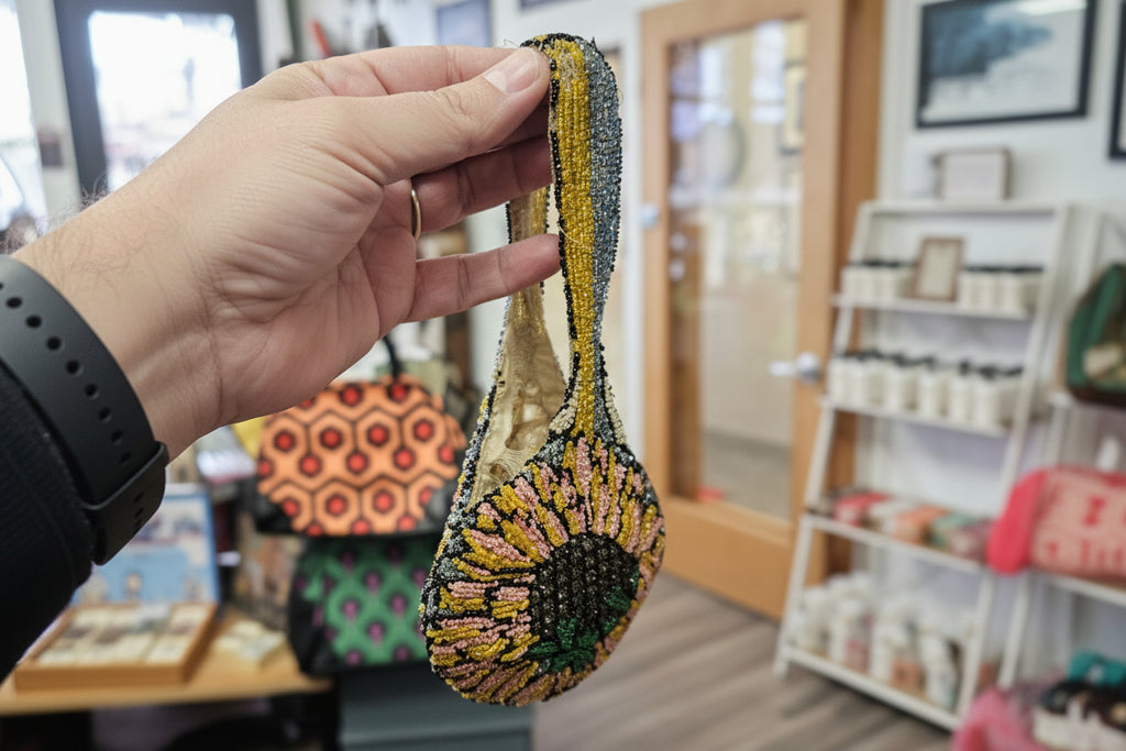 19th or early 20th-century micro-beaded Flower Purse